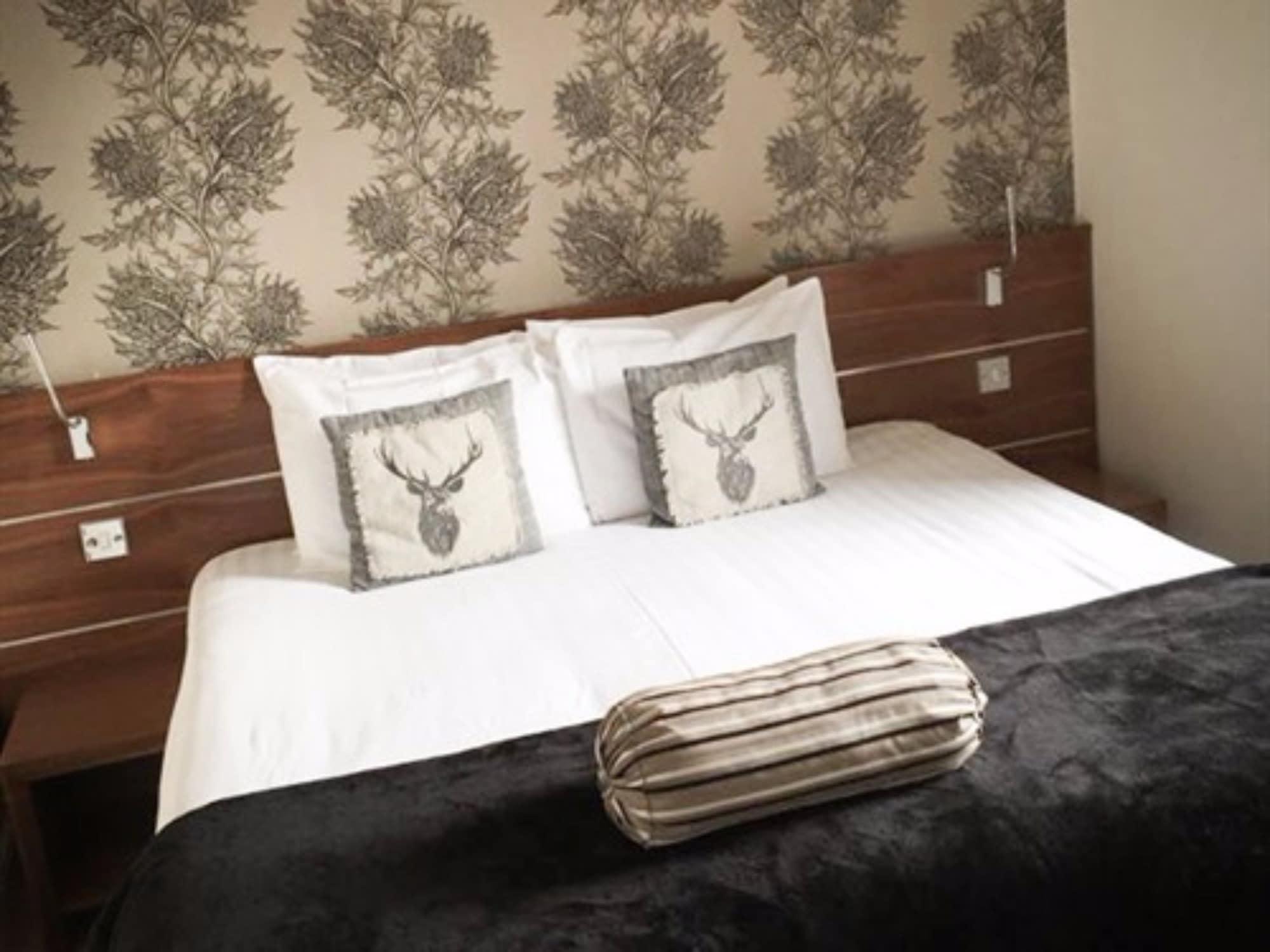 The Drymen Inn Glasgow Eksteriør bilde